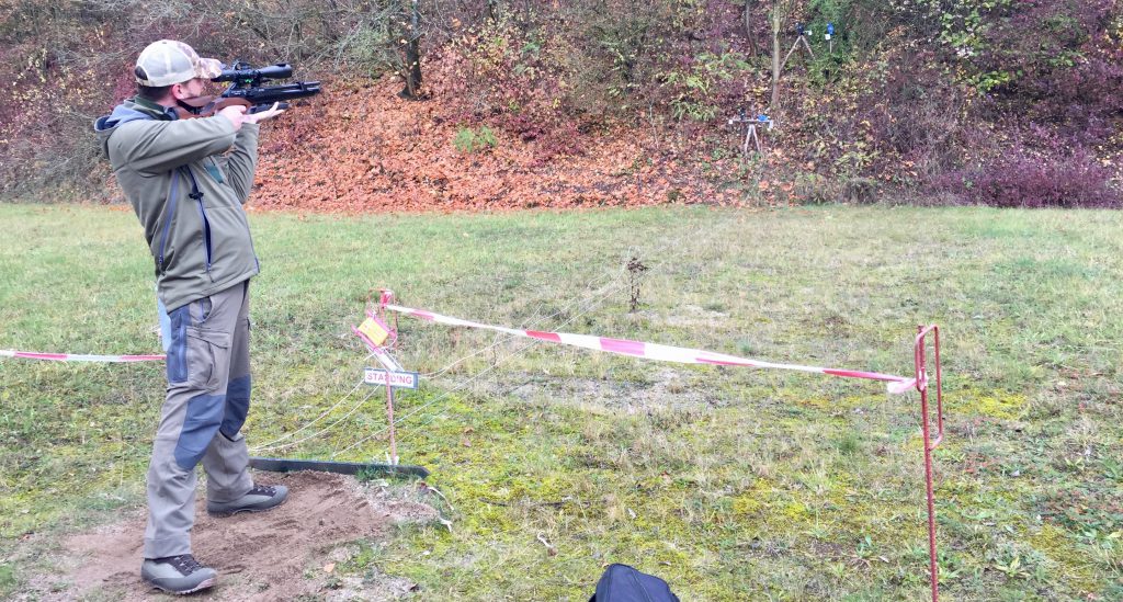 Field Target AirGhandi im Anschlag mit Steyr LG110 HFT Hunting