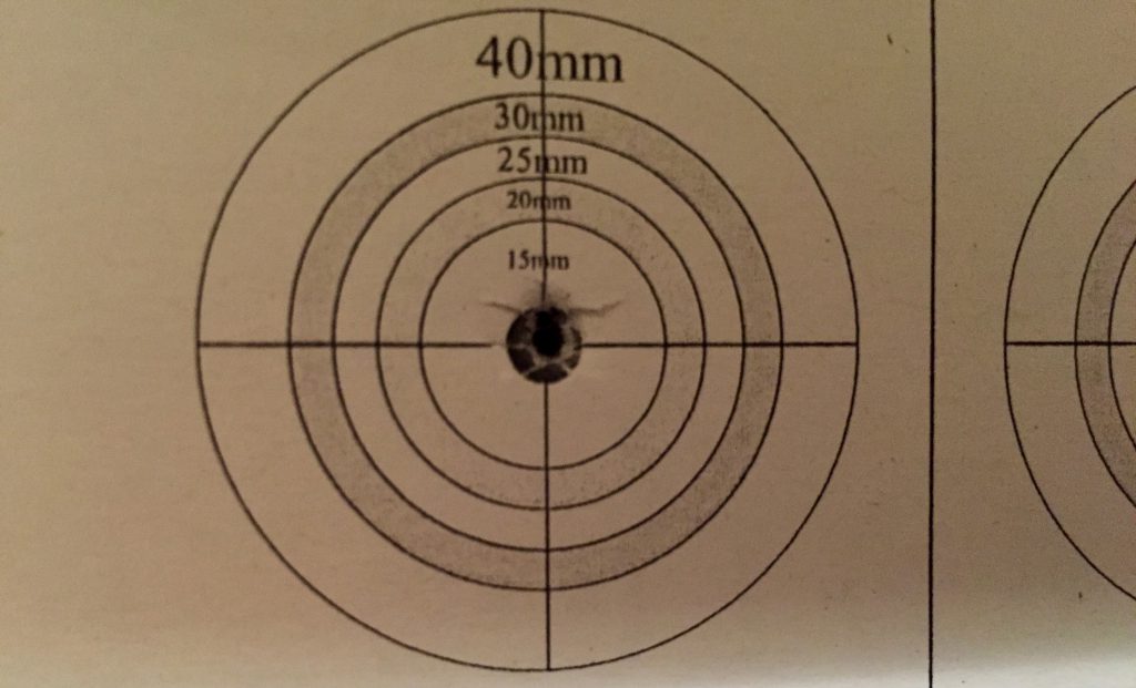 Zielscheibe mittig getroffen
