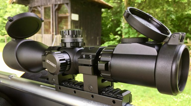 UTG Accushot 3-12x44 Zielfernrohr mit offenen Flipcaps