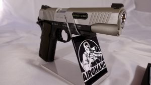 Colt 1911 Railgun rechte seite vorne nahaufnahme