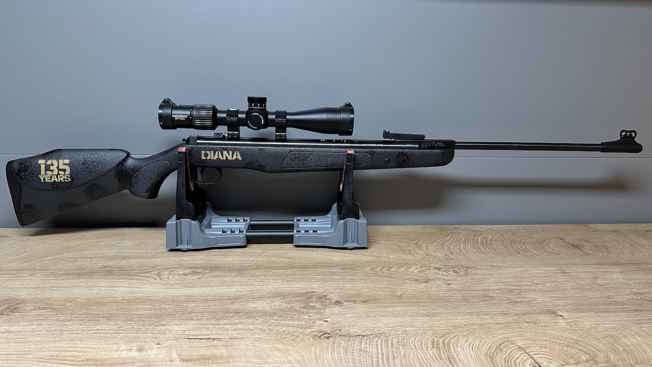 Diana Panther 350 Magnum Anniversary Ansicht rechts komplett