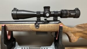 FX DRS Walnuss Grade 2 mit Anschütz Optics 3-12x44