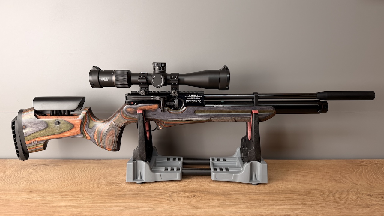 Weihrauch HW 100 X S Laminate Ansicht rechts komplett